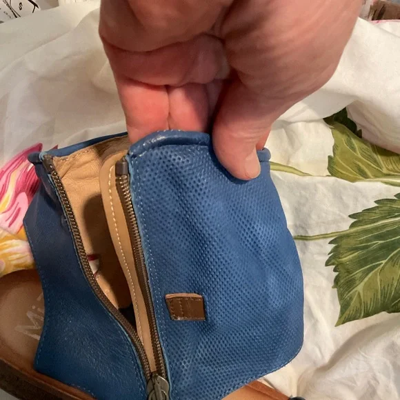 MIZ MOOZ sandals flats ankle w buckle strap cuff Blue Open-Toe back ZIPPER 42 - Picture 9 of 16